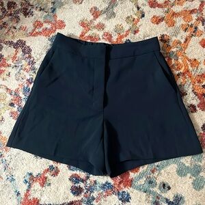 Aritzia The Effortless Navy Blue Short Size 6